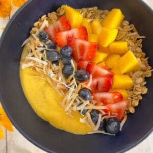 Mango Smoothie Bowl