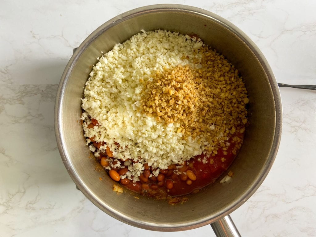 making vegan chili