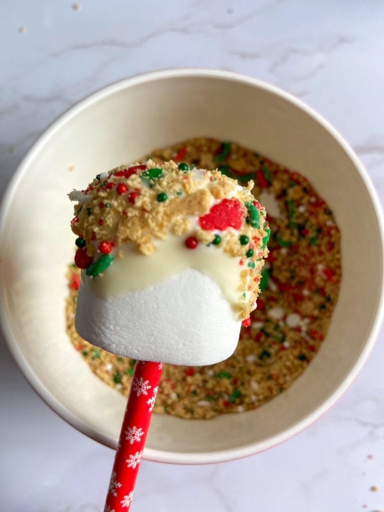 Christmas White Chocolate S'more Pops