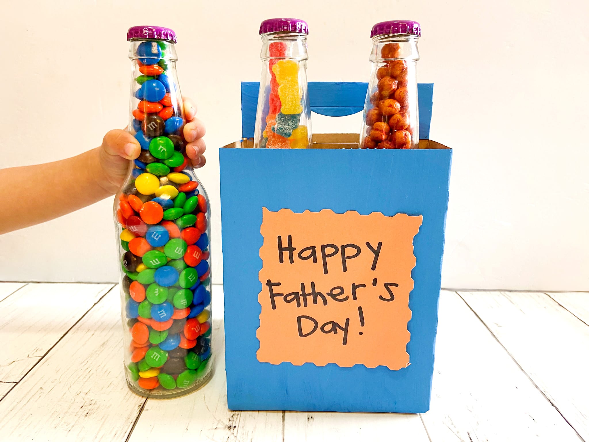 Number One Dad Memory Box {Easy DIY Father's Day Gift}