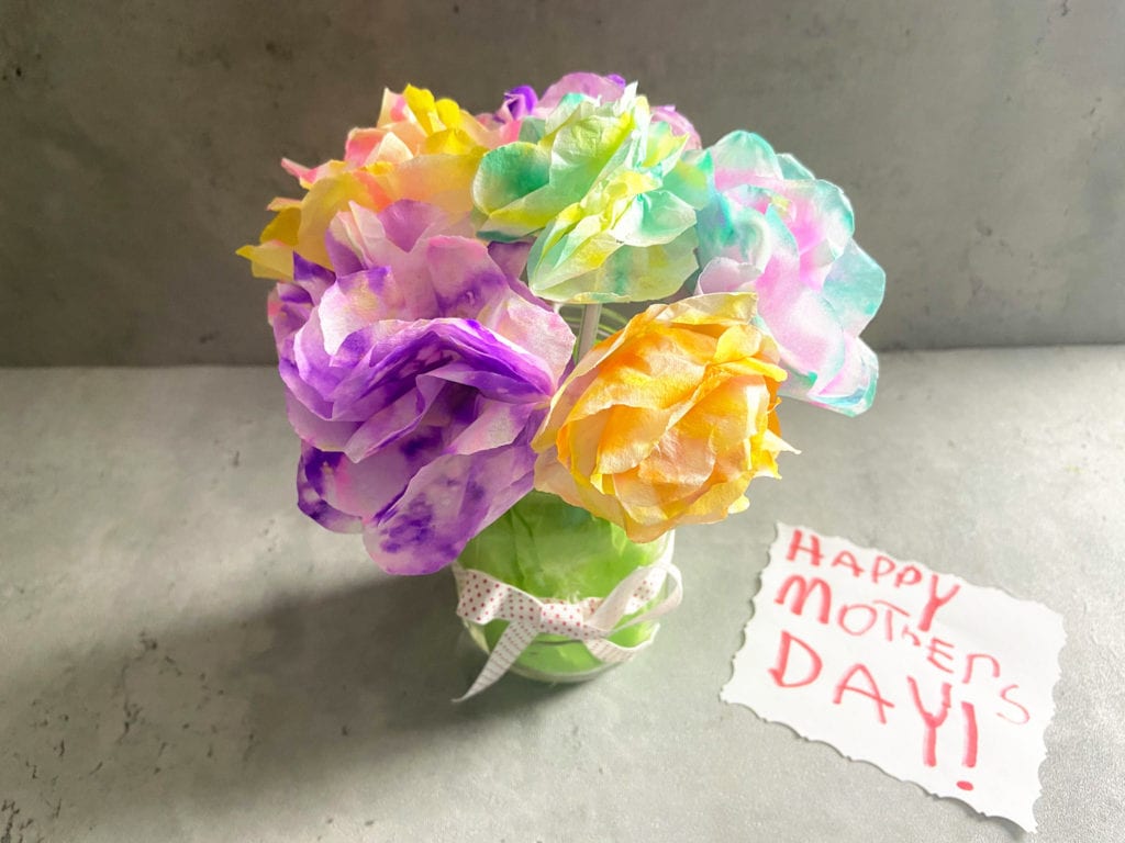 coffee filter flowers craft for Mother's Day
