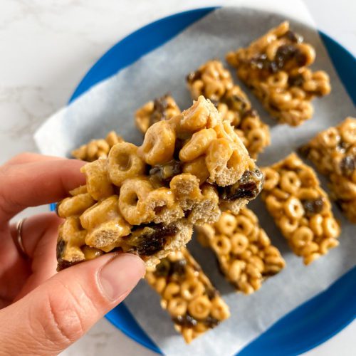 Peanut Butter Cheerios Bars - Easy & Healthy Kids Snack - Raising ...