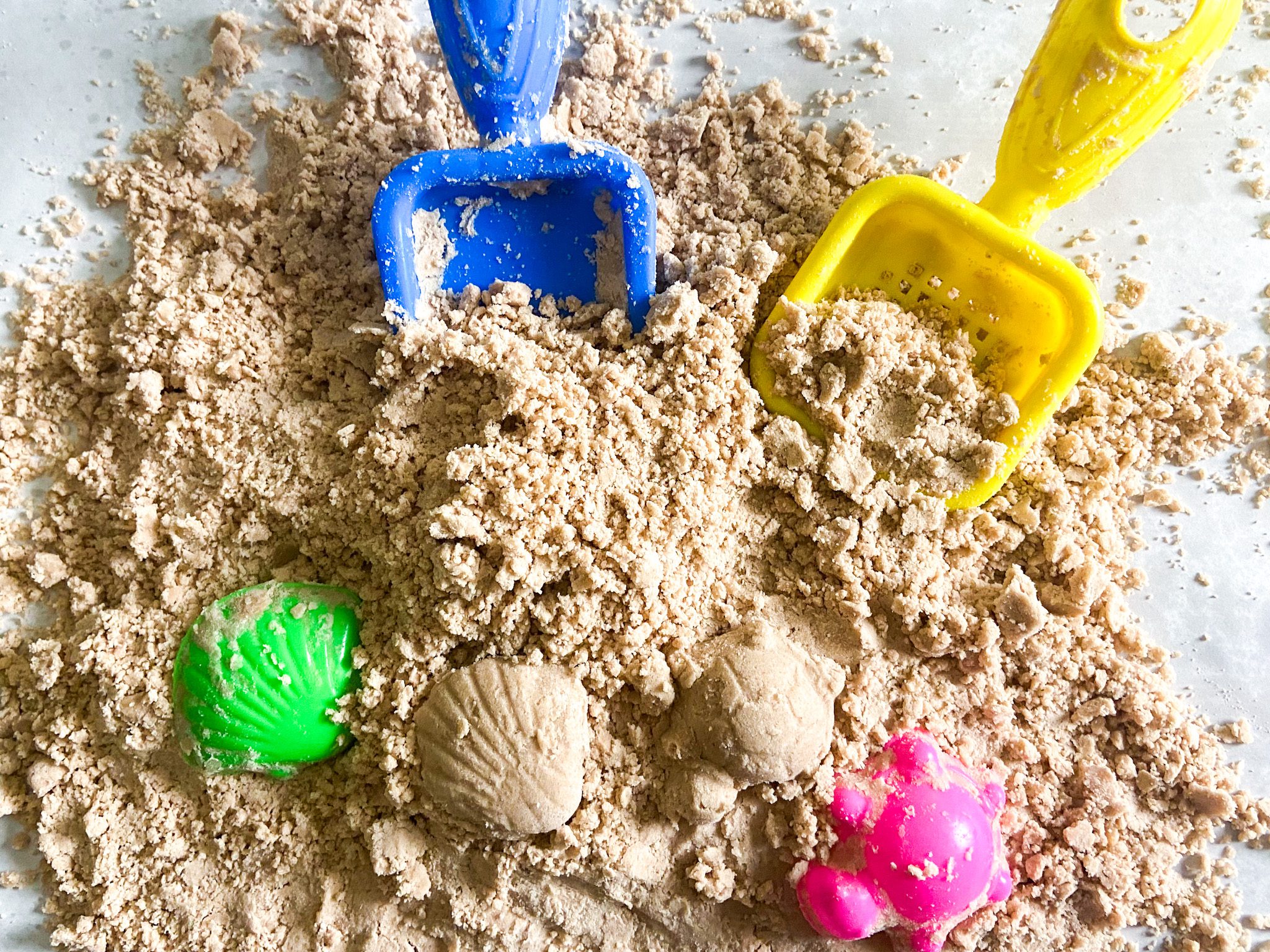 How to Make Taste-Safe Kinetic Sand - Happy Toddler Playtime