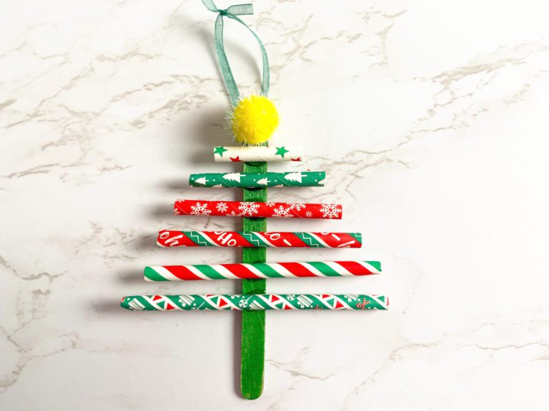 Cute And Easy Paper Straw Christmas Tree Ornaments Kids Craft - Raising ...
