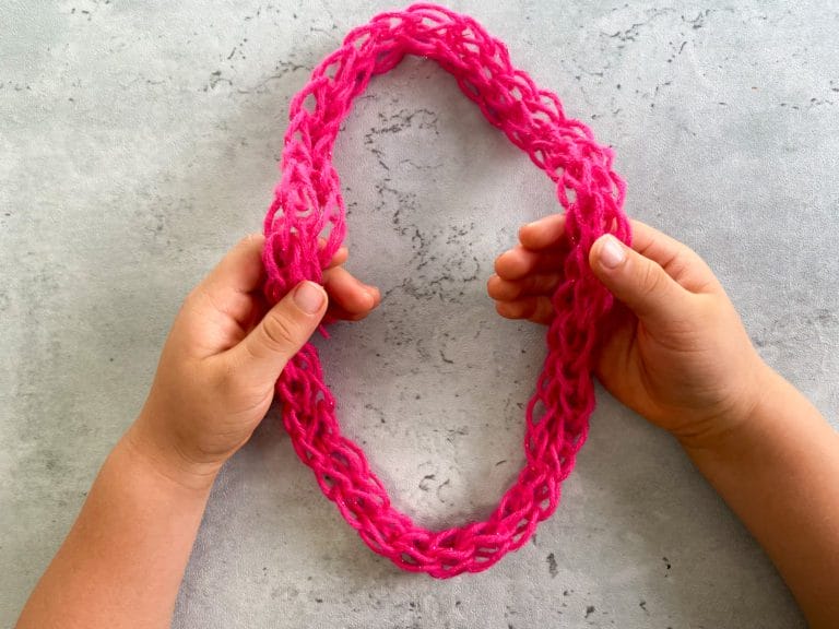 finger knit lei - may day kids craft