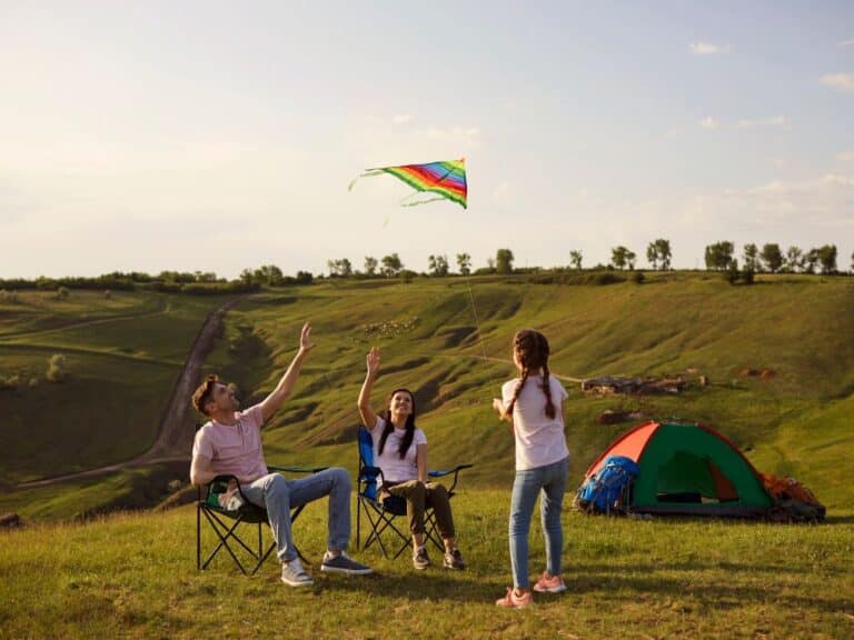 5 Ways To Get Your Kids Playing Outside This Summer