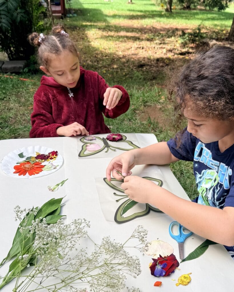 kids crafting outside