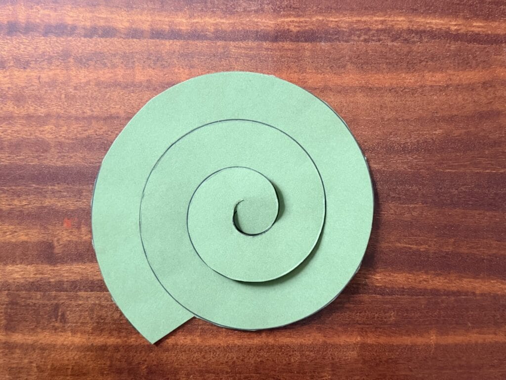 green paper spinner